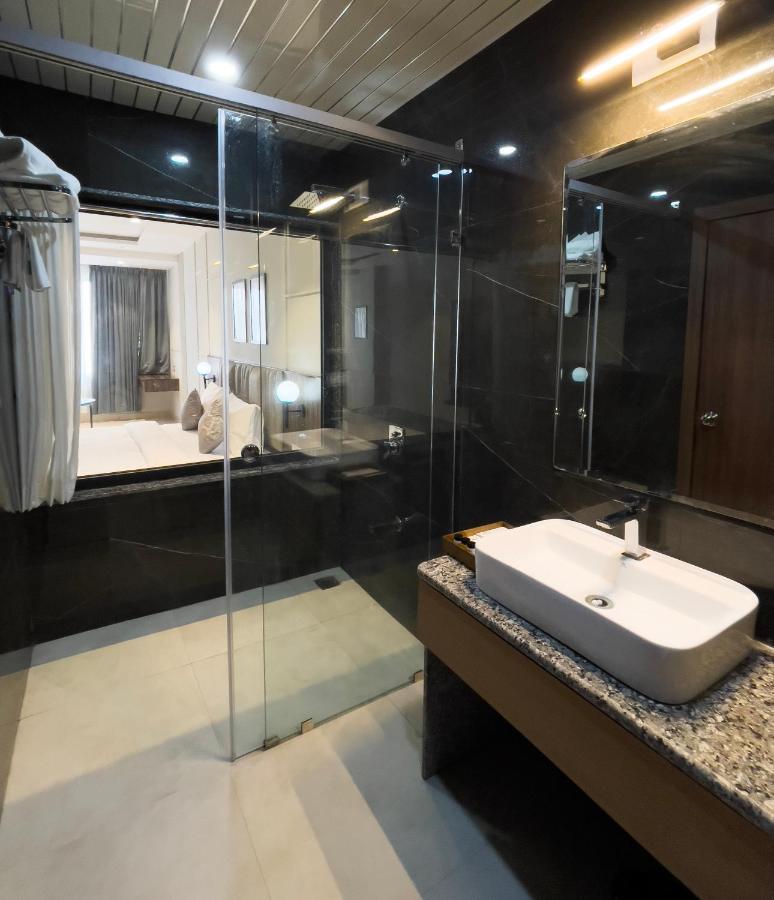 אודייפור Hotel Westend מראה חיצוני תמונה