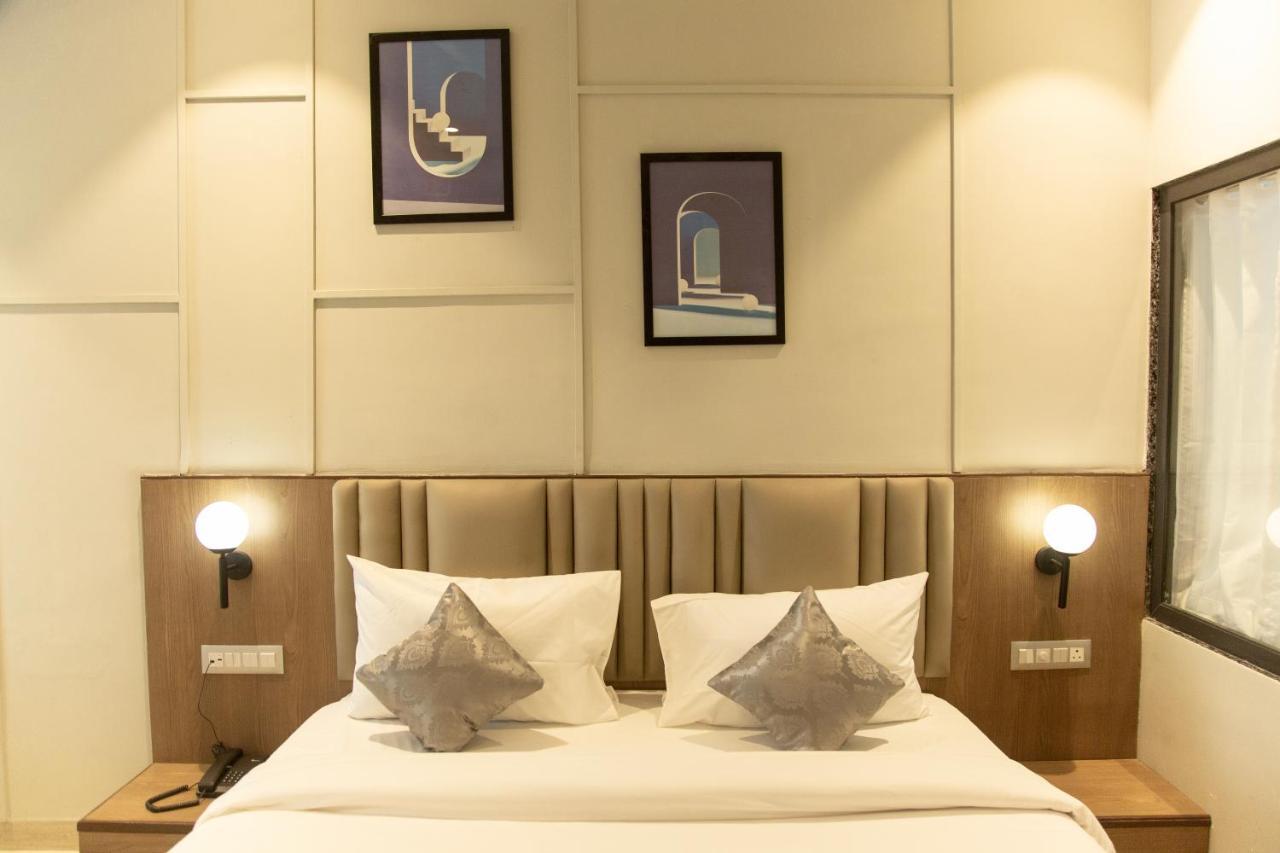 אודייפור Hotel Westend מראה חיצוני תמונה