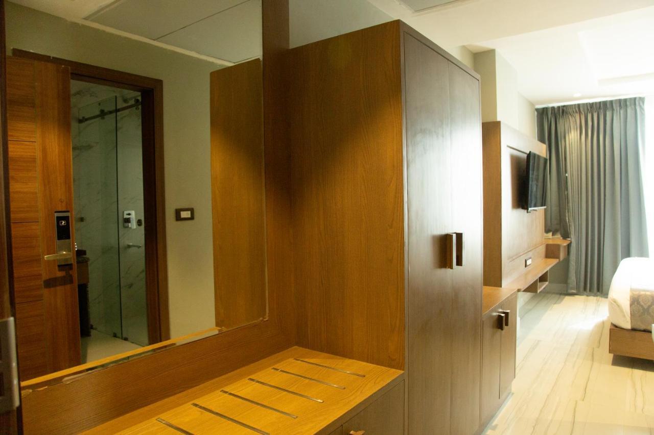 אודייפור Hotel Westend מראה חיצוני תמונה