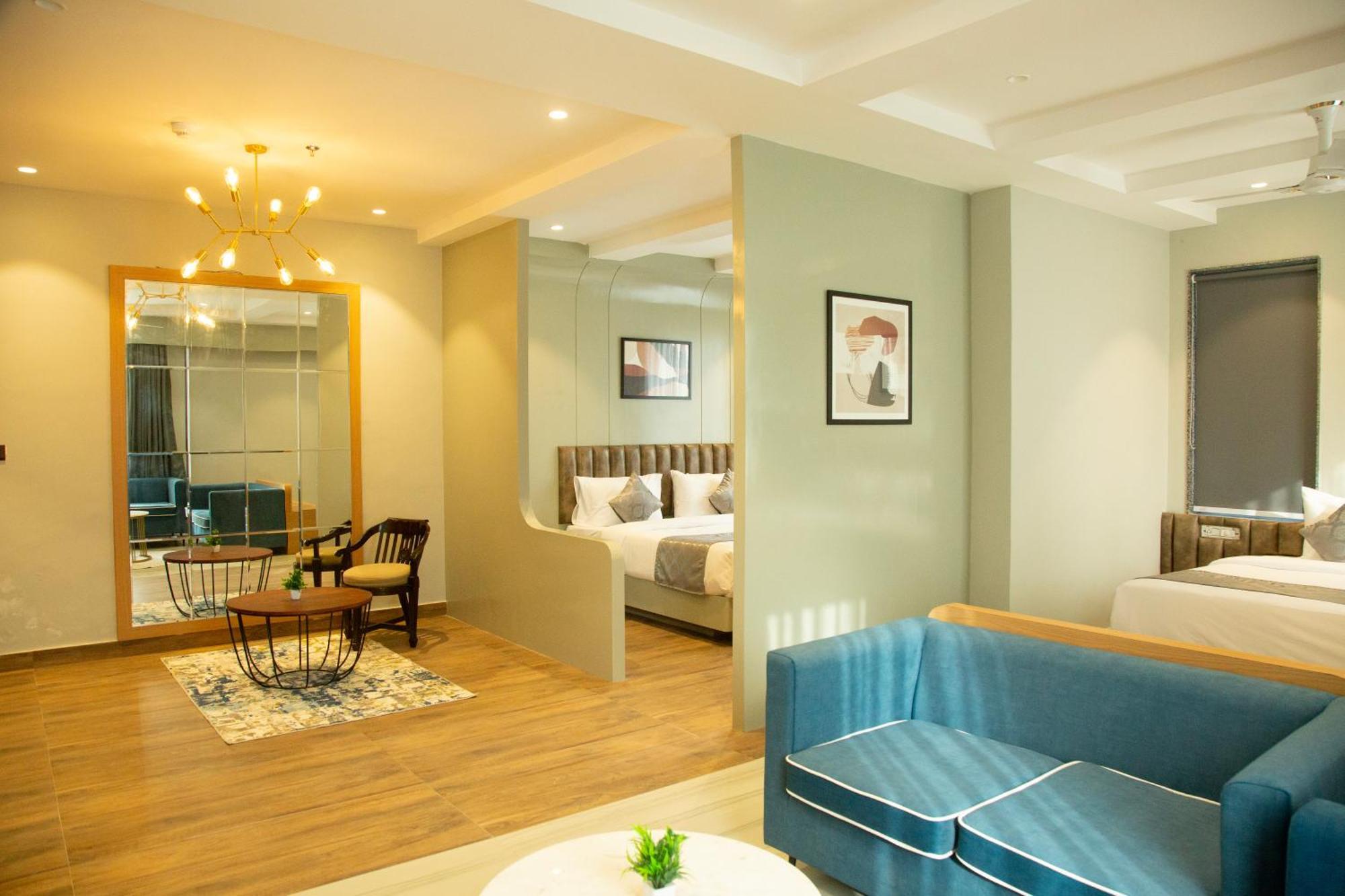 אודייפור Hotel Westend מראה חיצוני תמונה